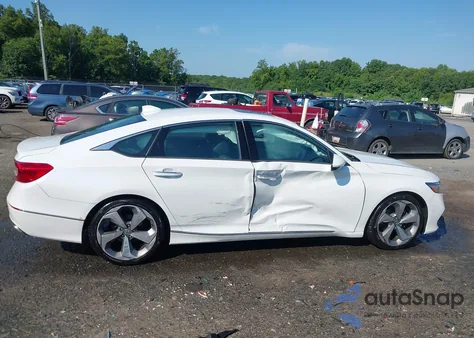 2018 Honda Accord Touring из США, поврежденный, VIN 1HGCV1F99JA192929
